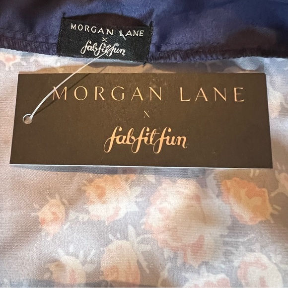 Morgan Lane Navy Floral Satin Robe|S/M - Picture 4 of 7